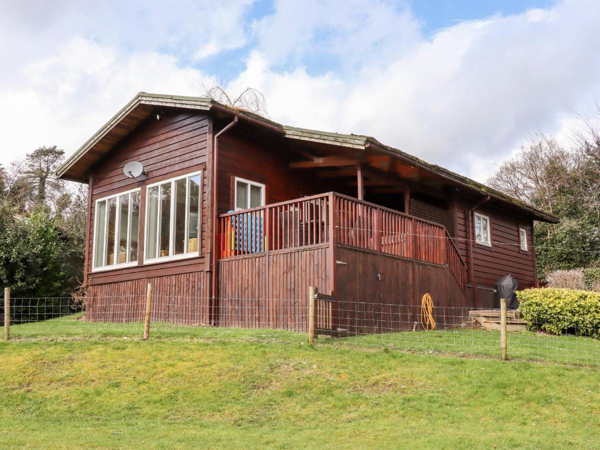 Watersview Lodge Leek Kültér fotó