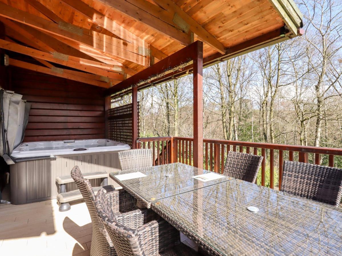 Watersview Lodge Leek Kültér fotó